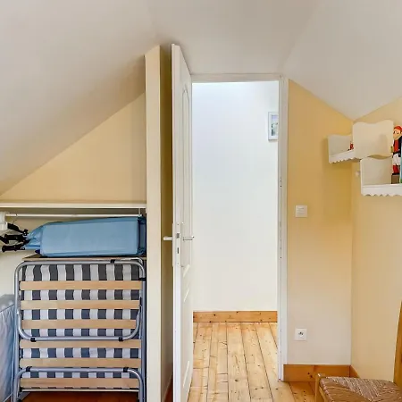 Les Volets Rouges, Maison De Pecheur Plein Centre